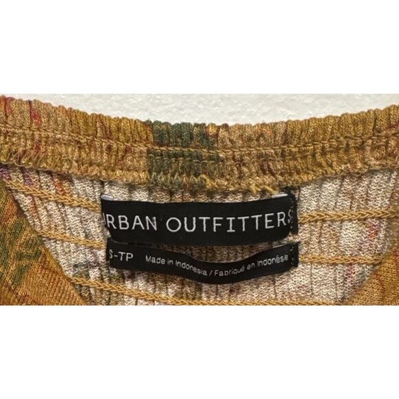 Urban Outfitter Floral Crop Top Size XS Long Sleeve Boho Festival Ruched Cut Out - Picture 4 of 9